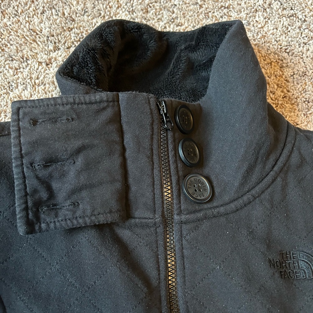 NorthFace women’s black quilted coat
